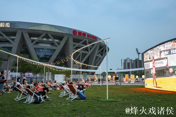 从红土到商圈 中网公司端午创新推广网球生活化